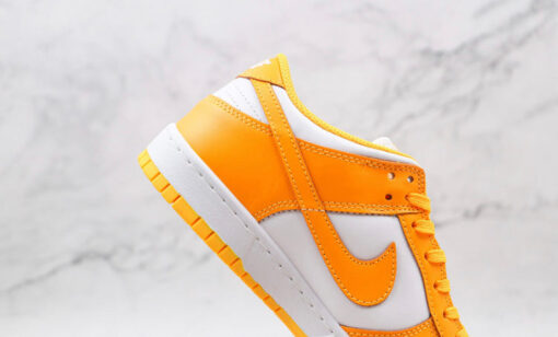 NIKE SB DUNK LOW ORANGE - Image 2