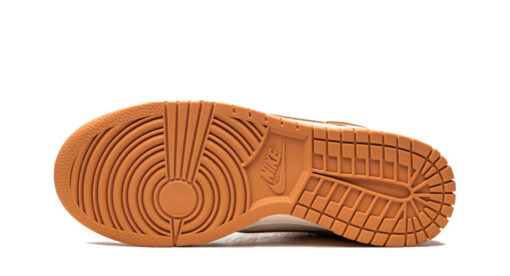 Nike SB Dunk Low Harvest Moon - Image 4