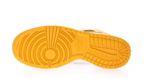 NIKE SB DUNK HIGH DARK SULFUR - Image 5
