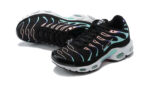 NIKE AIR MAX PLUS TN BLACK REFELECT - Image 4