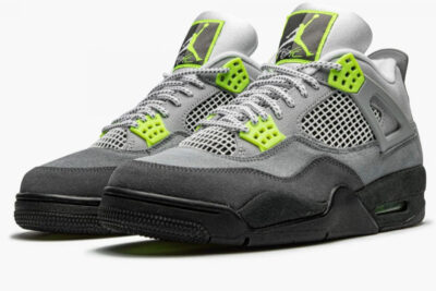 NIKE AIR JORDAN 4 NEON