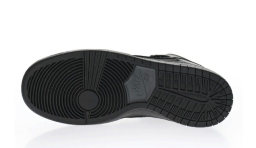 NIKE SB DUNK HIGH BALLISTIC - Image 4