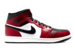 NIKE AIR JORDAN MID CHICAGO TOE - Image 2