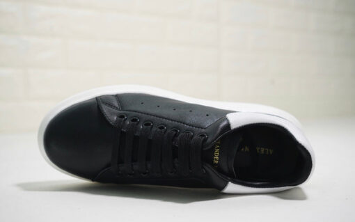 Alexander McQueen Black White - Image 4