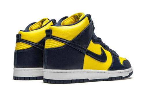 NIKE SB DUNK HIGH MICHIGAN - Image 4