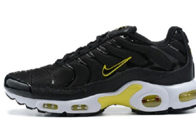 NIKE AIR MAX PLUS TN BLACK YELLOW