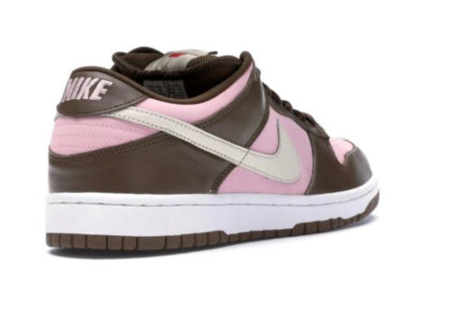 NIKE SB DUNK LOW STUSSY CHERRY GREEN - Image 3