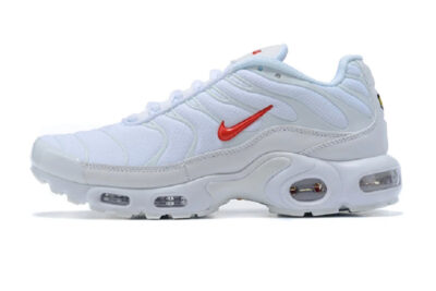 NIKE AIR MAX PLUS TN WHITE SUPREME