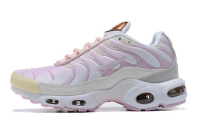 NIKE AIR MAX PLUS TN PINK