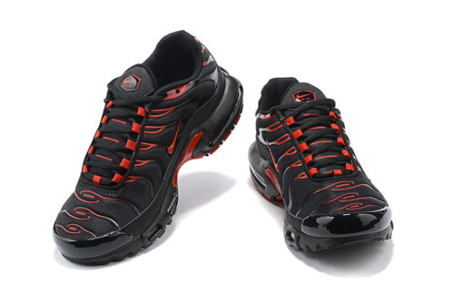 NIKE AIR MAX PLUS TN BLACK RED - Image 3
