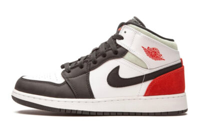 NIKE AIR JORDAN 1 MID WHITE RED SPRUCE