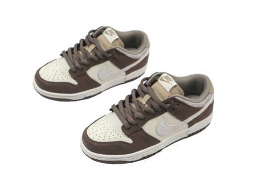 Nike SB Dunk Low Steamboy OST White Sail Brown - Image 3