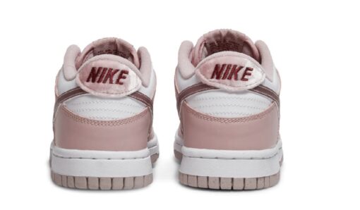 Nike SB DUNK Low Pink Velvet GS - Image 5