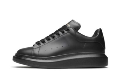 ALEXANDER MCQUEEN ALL BLACK