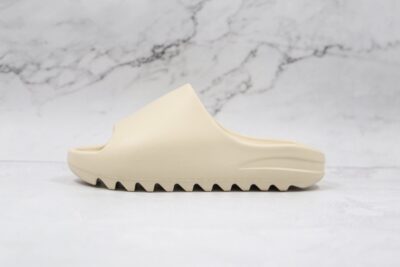 Yeezy Slide Bone