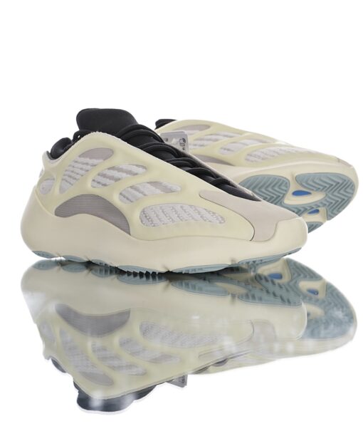 Yeezy Runner 700 V3″Azael” - Image 2