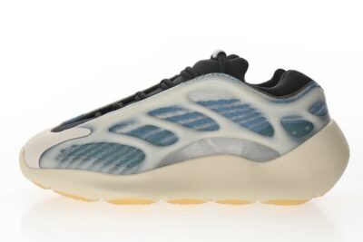 Yeezy 700 V3″Kyanite”