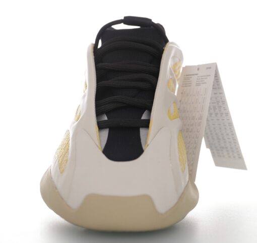 Yeezy 700 V3 SAFFLOWER - Image 4