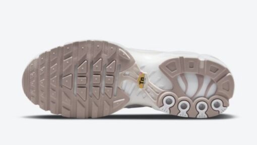 Nike Air Max Plus TN Light Pink - Image 5
