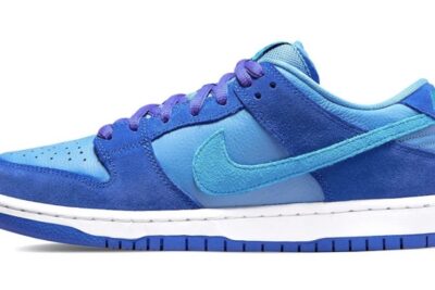 Nike SB Dunk Low Blue Raspberry