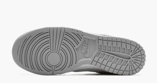 Nike SB Dunk Low SE Lottery Pack Grey - Image 4