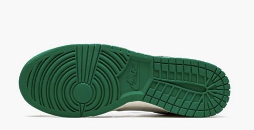 Nike SB Dunk Low SE Lottery Pack Green - Image 4
