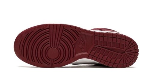 Nike SB Dunk Low Team Red - Image 4