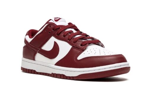 Nike SB Dunk Low Team Red - Image 2