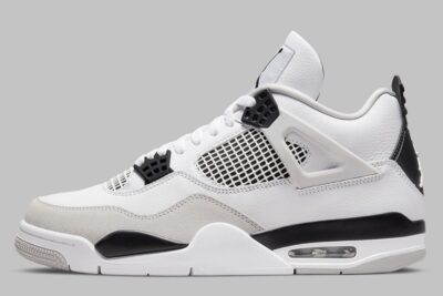 Nike Air Jordan 4 Military Black