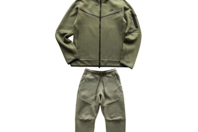 Nike Tech Olive Green