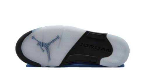 Nike Air Jordan 5 UNC - Image 5