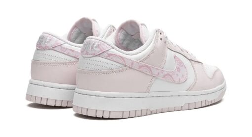 Nike SB Dunk Low WMNS Pink Paisley - Image 3