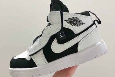 Nike Air Jordan 1 white black