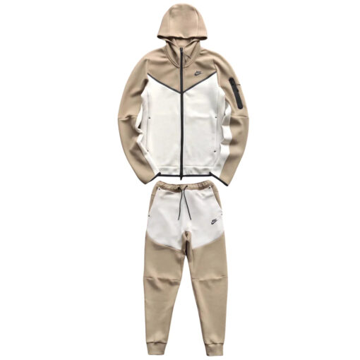 Nike Tech