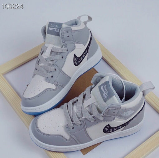 Nike Air Jordan 1 dior with lace - Image 3