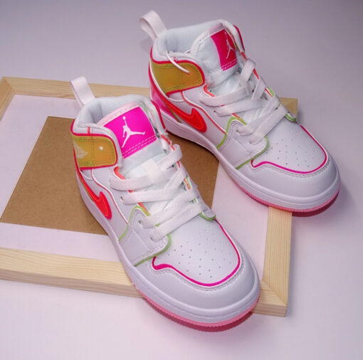 Nike Air Jordan 1 pink with lace - Image 2