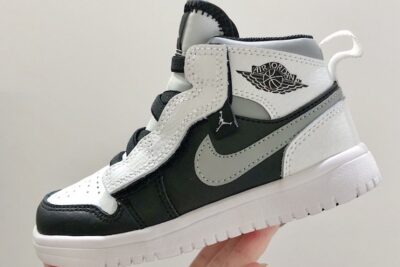 Nike Air Jordan 1 grey