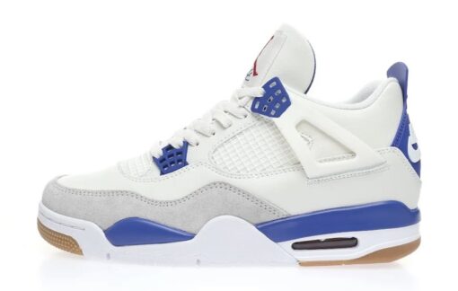 Nike SB x Air Jordan 4 Retro 'University Blue'