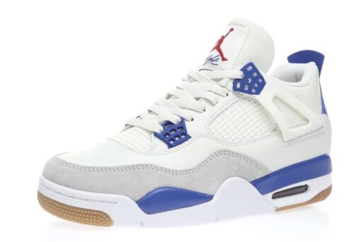 Nike SB x Air Jordan 4 Retro 'University Blue' - Image 3