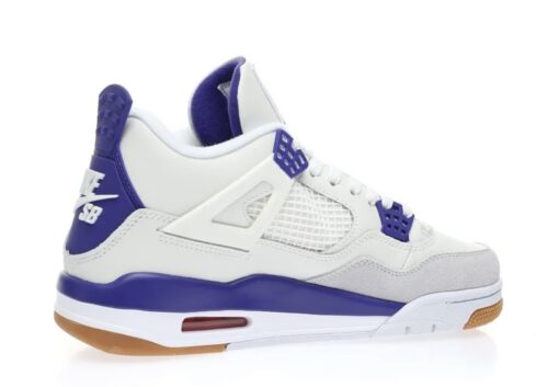 Nike SB x Air Jordan 4 Retro 'Blue Sapphire' - Image 3