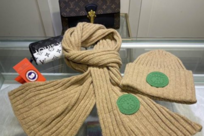 Canada Goose Scarf Hat