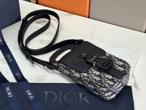 Dior Men Bag - Image 3