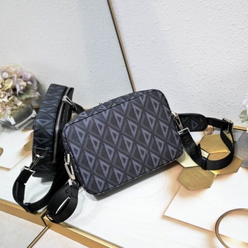 Dior Men Bag - Image 2