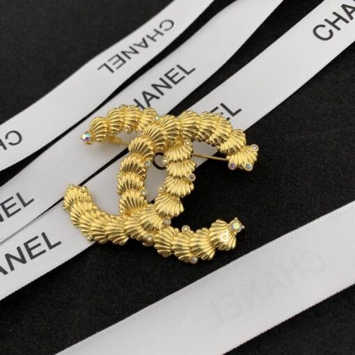 Brooch