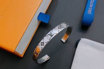 LV Bracelet