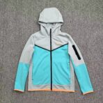 Nike Tech - Image 2