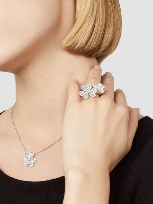 Frivole  Necklace - Image 3