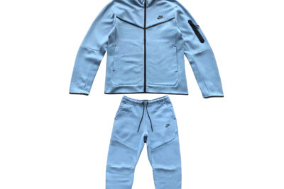 Nike Tech Tracksuit | Light Blue