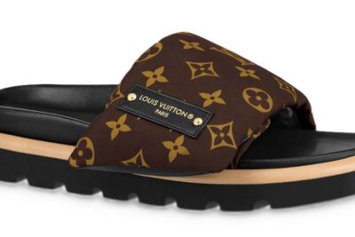 LV Pool Pillow Comfort Monogram