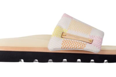 LV Pool Pillow Comfort Pink